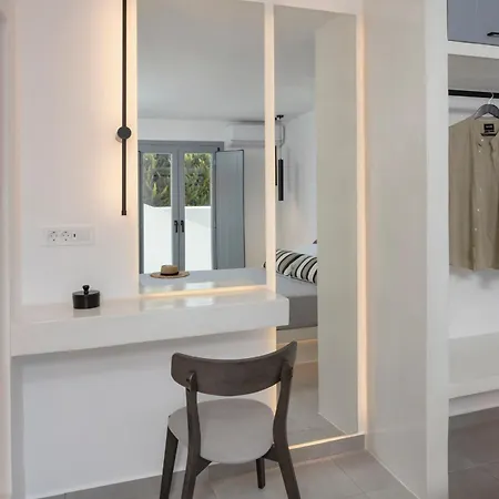 Linea Luxury Lejlighed Fira (Santorini)